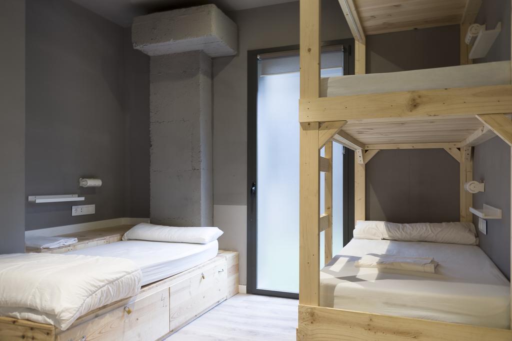 Ant Albergue *