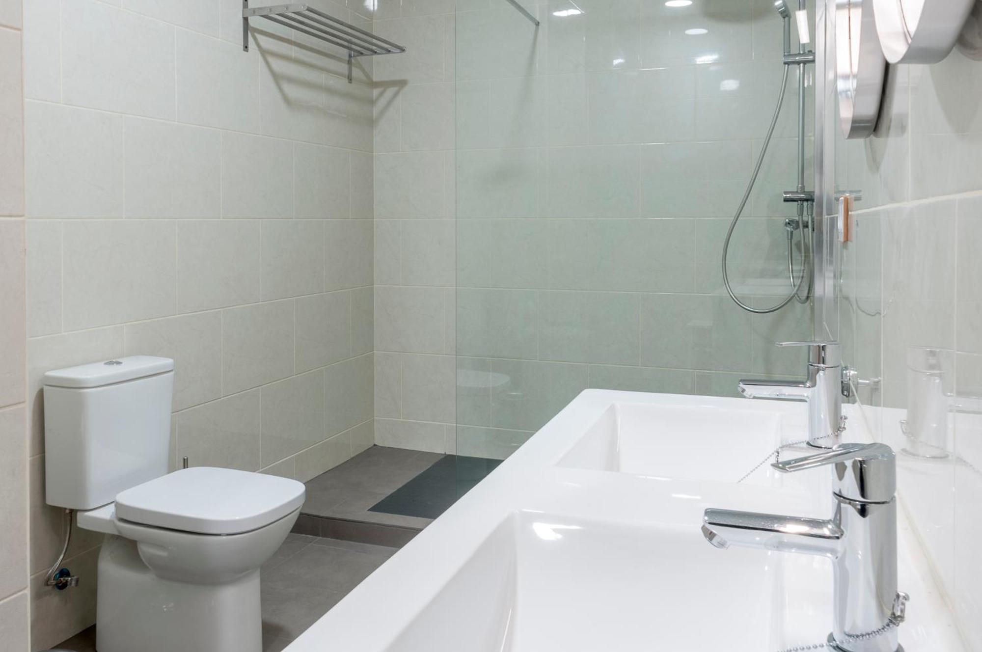 Ant Albergue Barcelona